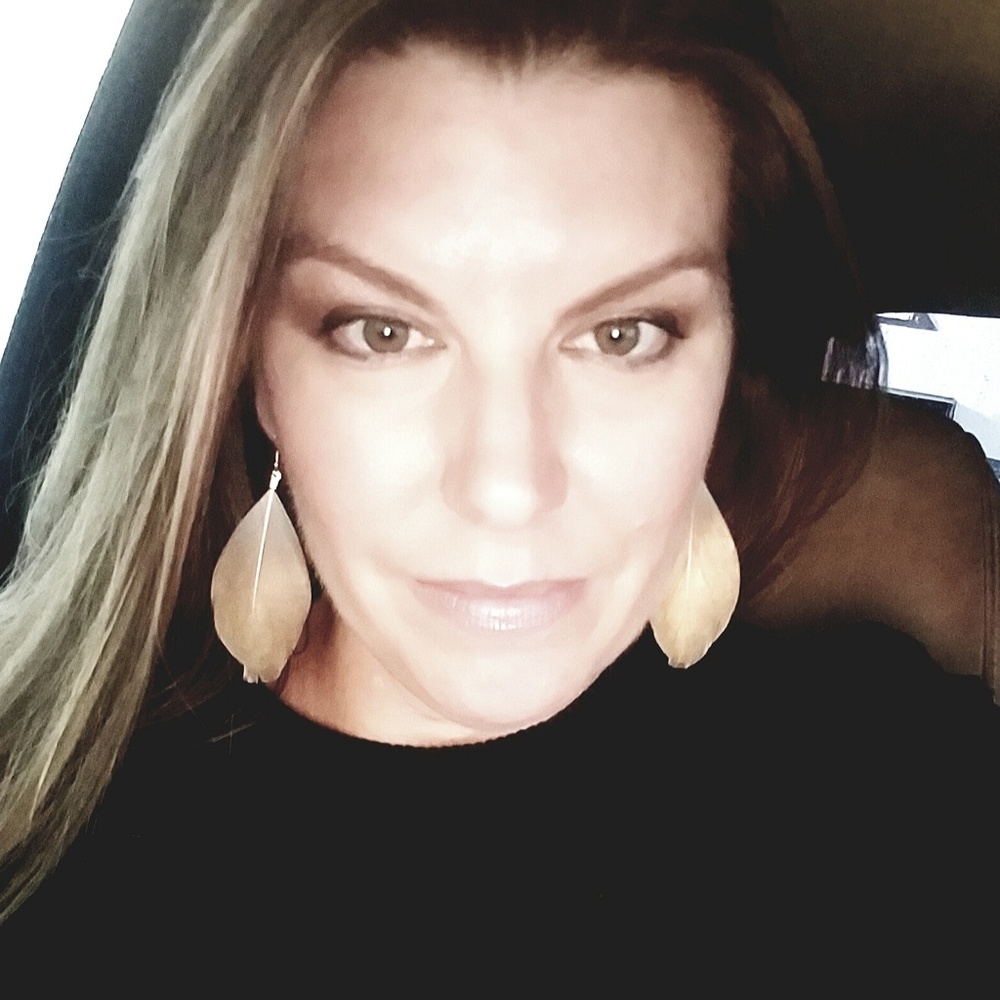 Meet your Posher, Gina
